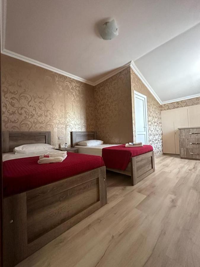 Happy House Apartment Kutaisi Exterior photo