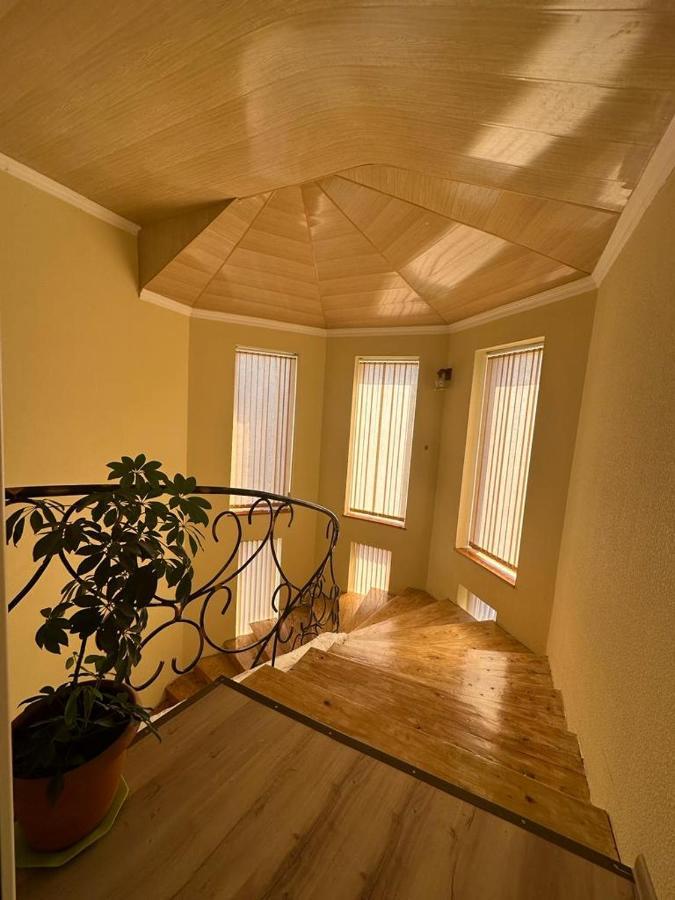 Happy House Apartment Kutaisi Exterior photo
